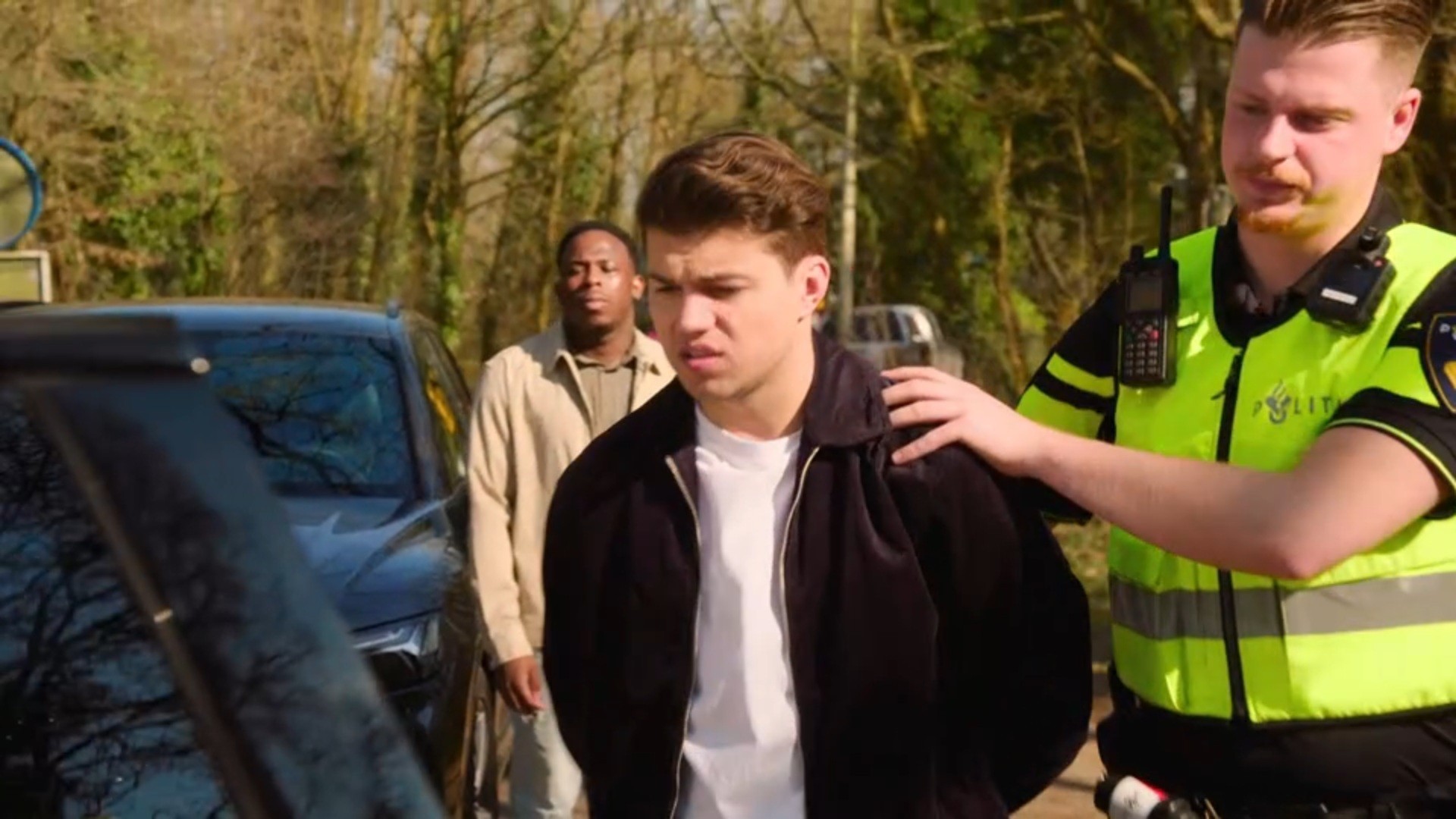 Valentijn moet mee naar het bureau